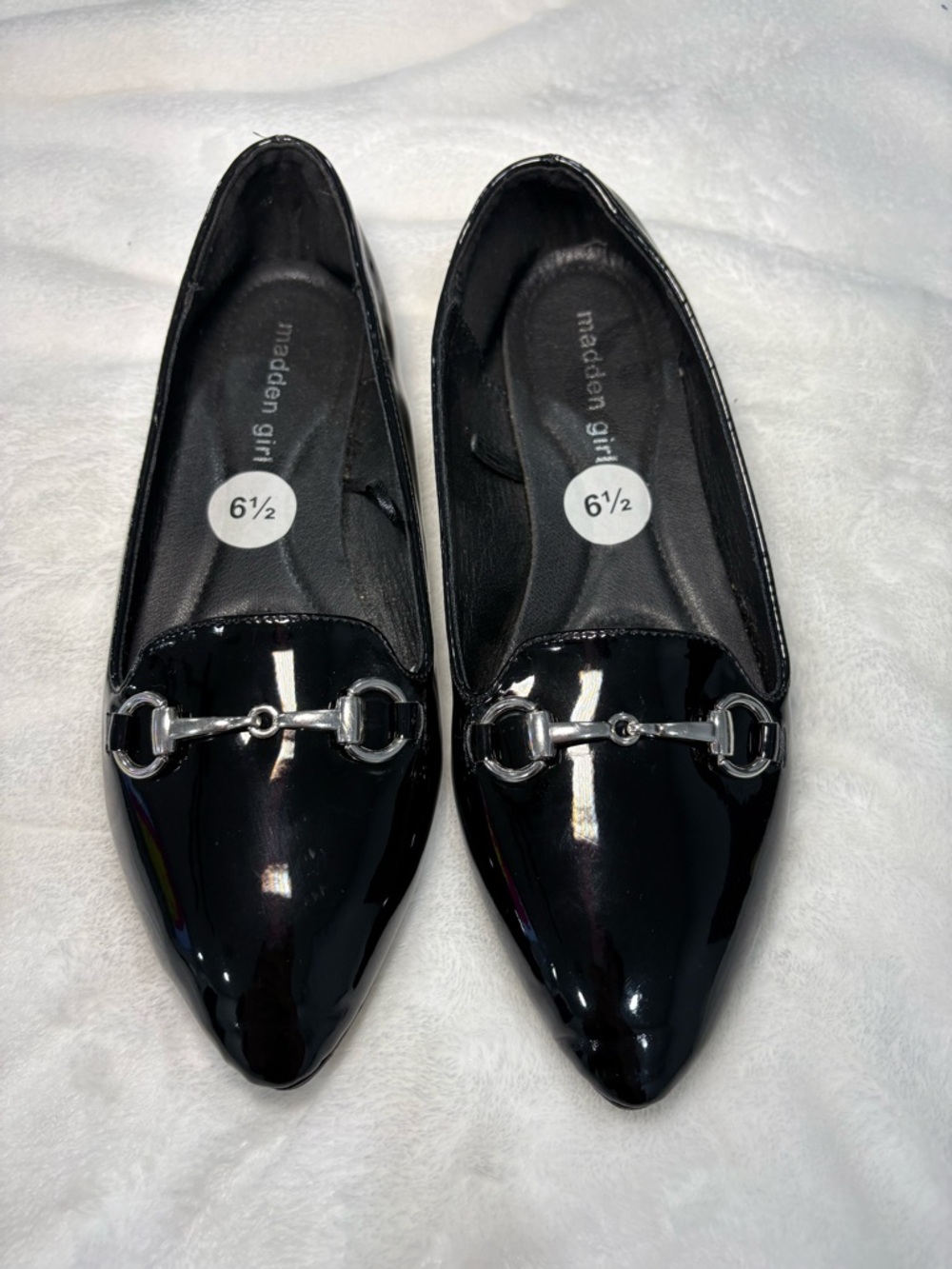 Madden Girl Black Patent Pointed Toe Flats with Silver Bit